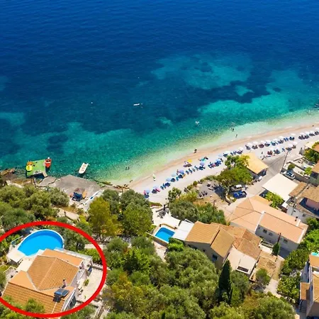 Petros Κατάβολος